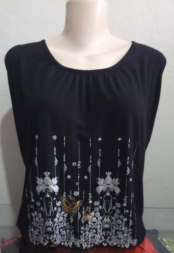 Blusa Preta Feminina Estampada