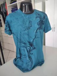 Camiseta Azul Estampada