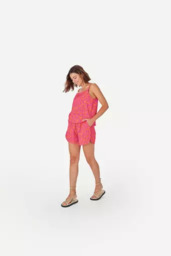 Conjunto Regata e Shorts Cor de Rosa Feminino