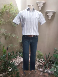 Calças e Camisas. Todos os Tamanhos Incluindo os Tamanhos Especiais.