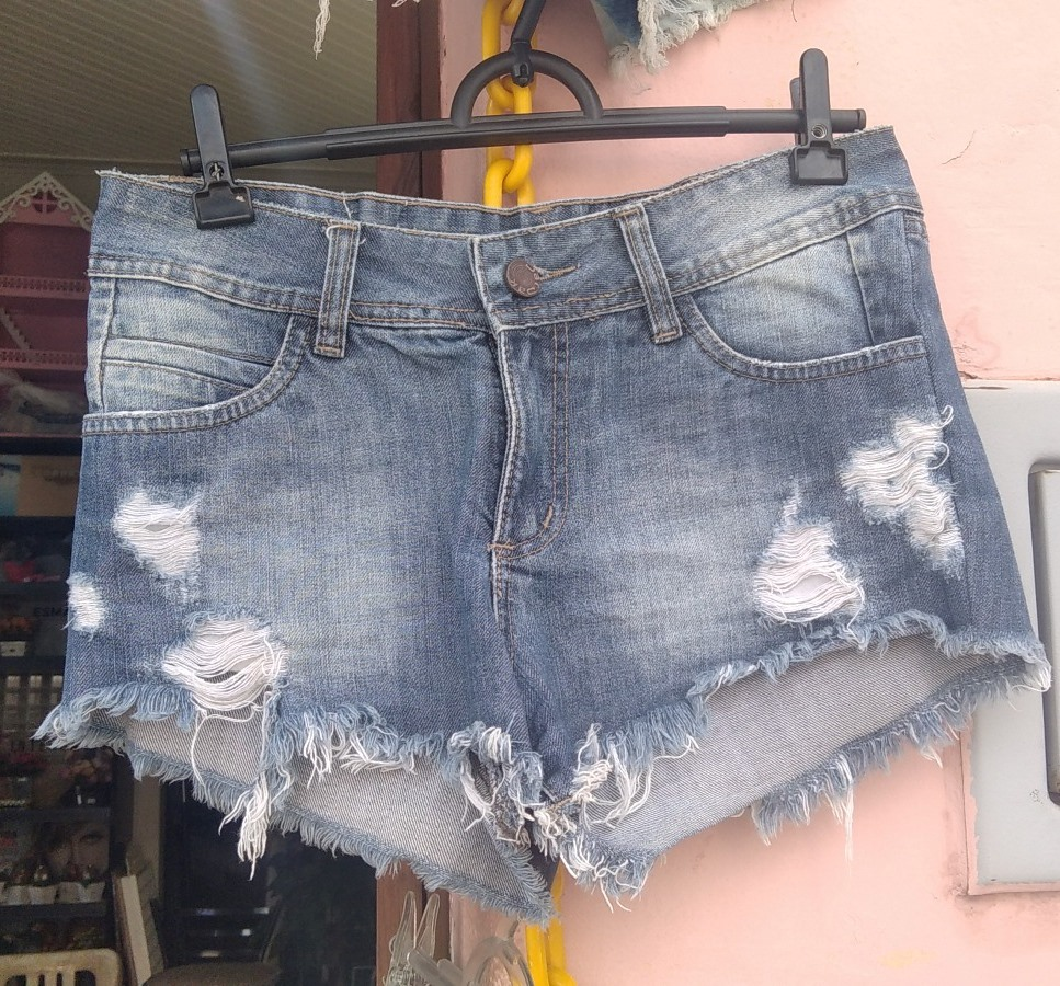 Short Jeans