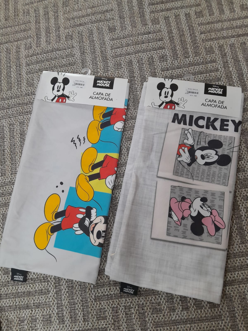 Capa de Almofada - Minnie e Mickey