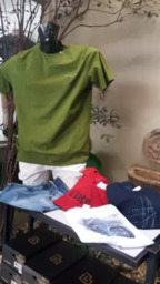 Coleção Completa em Camisetas e Bermudas em todos os tamanhos com Estilo e Modernidade alinhando sofisticação, conforto e Ótimos preços