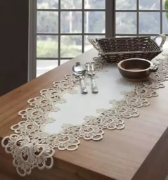 CAMINHO DE MESA RENDADO - VENEZA