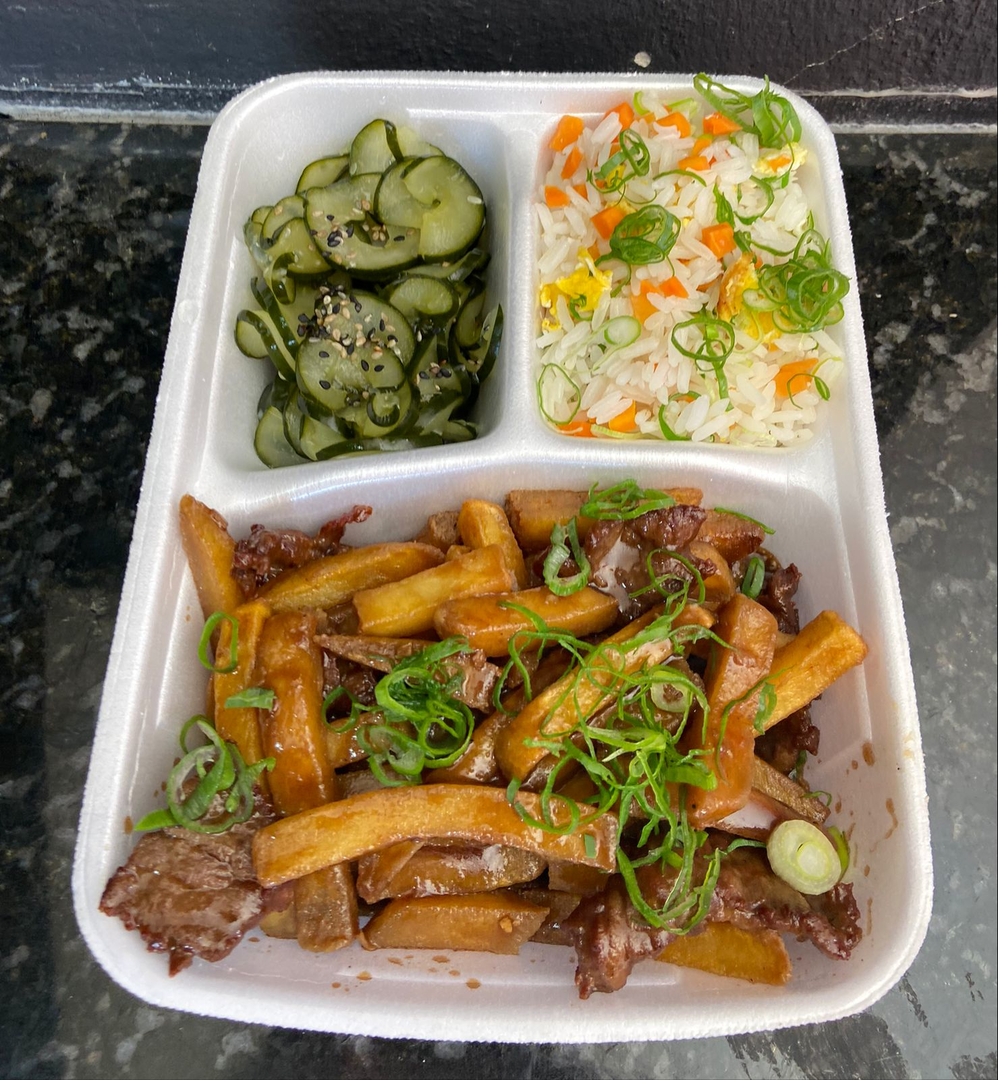 Carne Imperial Arroz e Salada de Pepino
