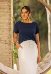 Blusa com Manga e Saia Branca