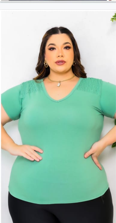 Blusa Verde - Plus Size