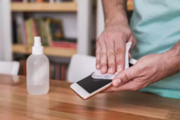 Higienização Profissional de Dispositivos Móveis