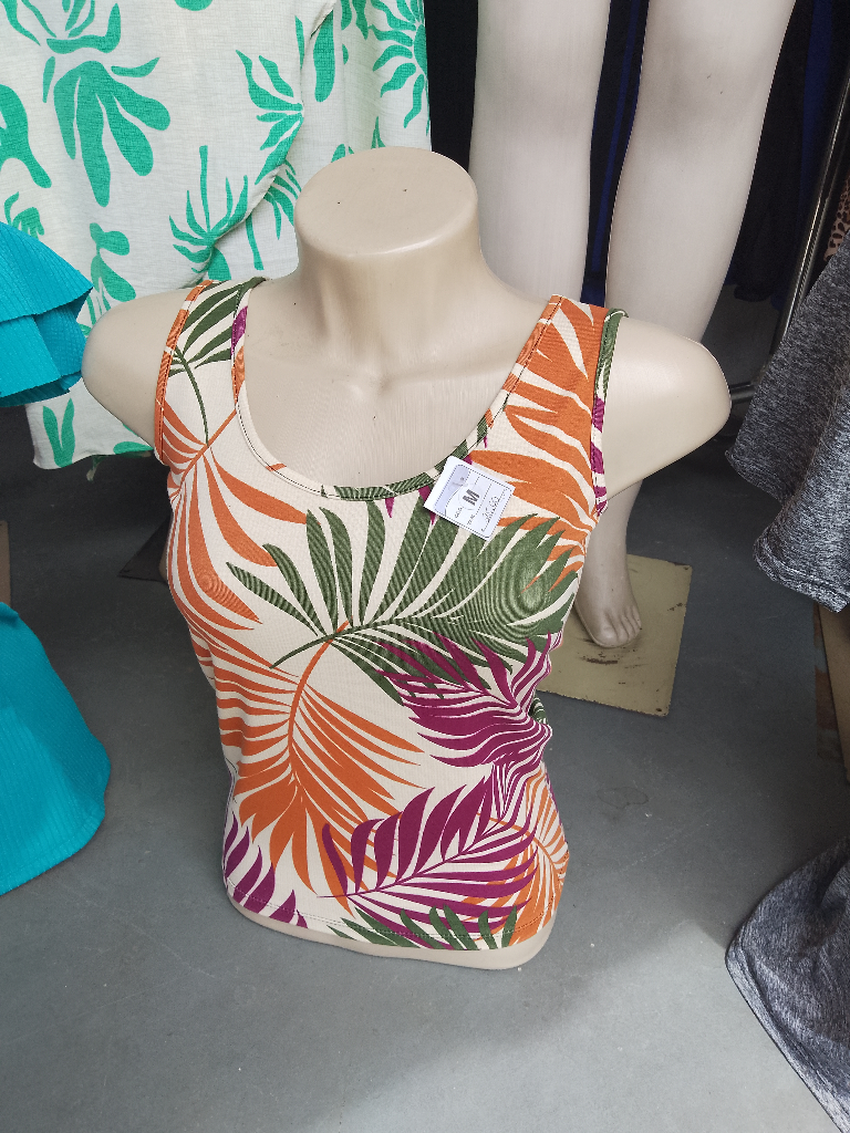 Regata Feminina com Estampas