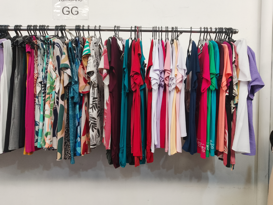 Variedade de Blusas Femininas