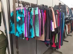 Shorts e Calças Femininas Modelos Variados