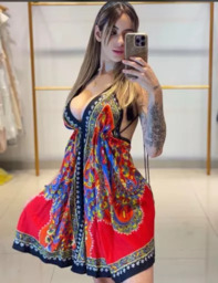 Vestido Curto Indiano com Várias Estampas