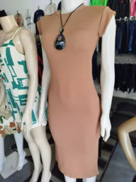 Vestido Midi Gola Alta