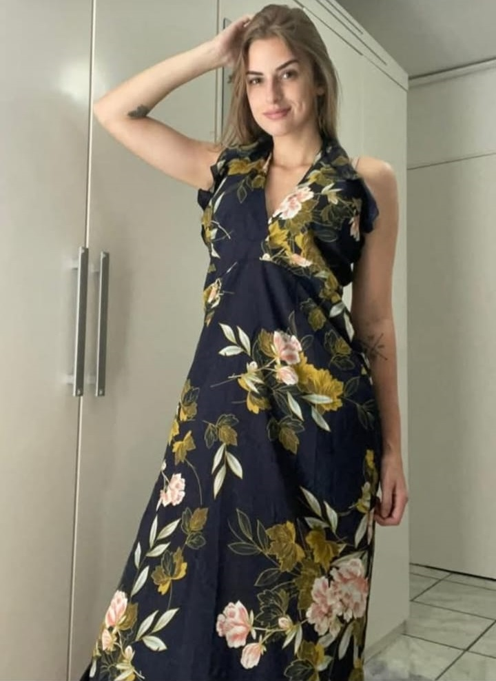 Vestido Feminino Longo de Saia