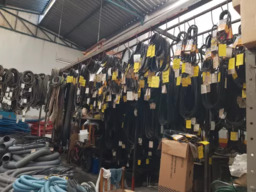 Correias Mangueiras e Rodízios