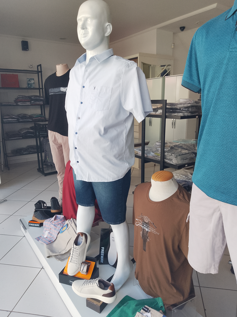 Camisas e Bermudas Plus Size