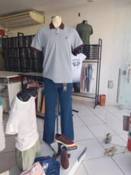 Camisas Polos e Calças Jeans