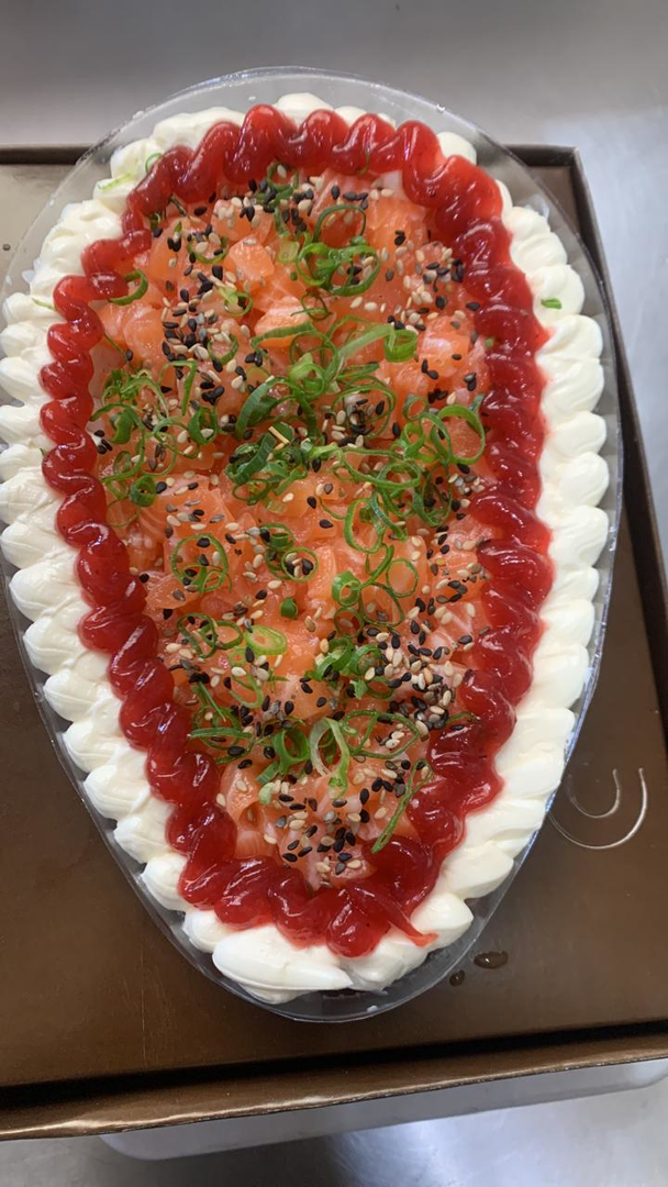 Ovo de Páscoa de Sushi com Morango 500g
