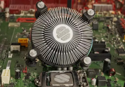 Troca de Pasta Térmica e Refrigeração Avançada