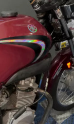 Transformação envelopamento de tanque e faixas holográfico