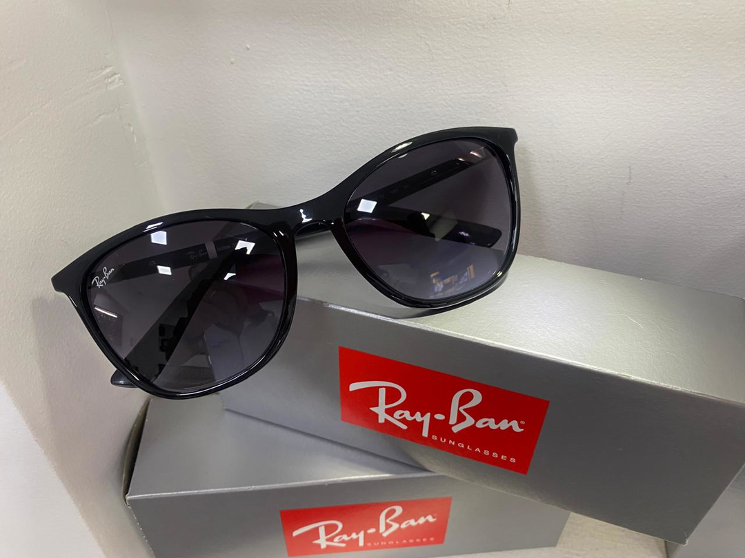 PROMOÇÃO Óculos de Sol Ray-Ban com 20% desconto!