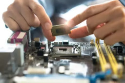 Upgrade de Desempenho: Memória e Processador