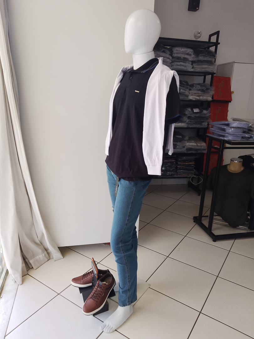 Moletons, Camisas Polos e Calças Jeans