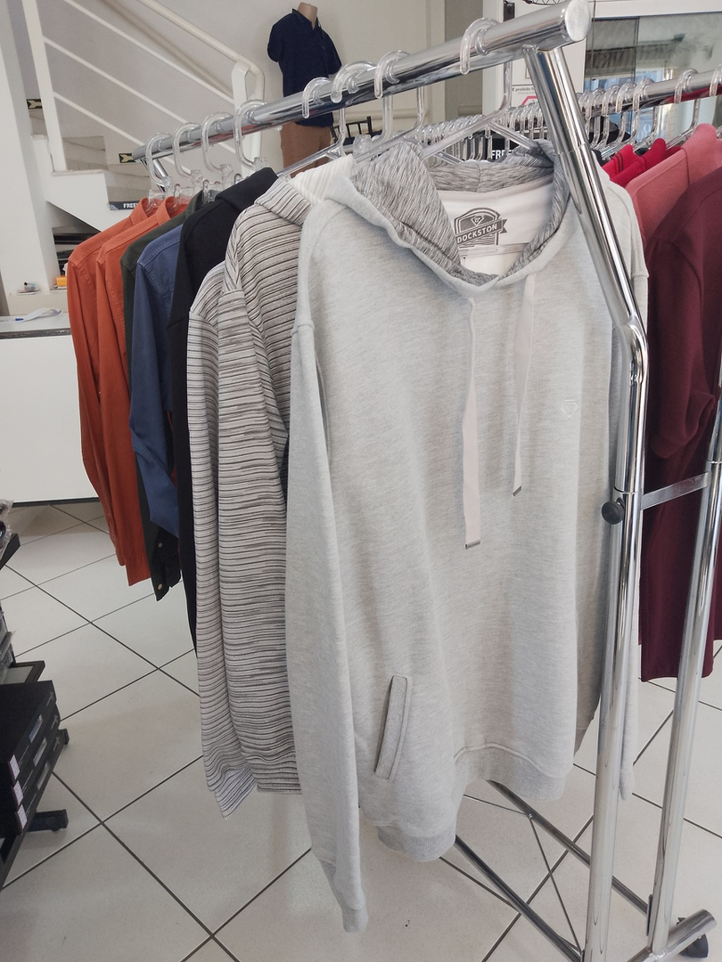 Blusas de Moletom Variadas