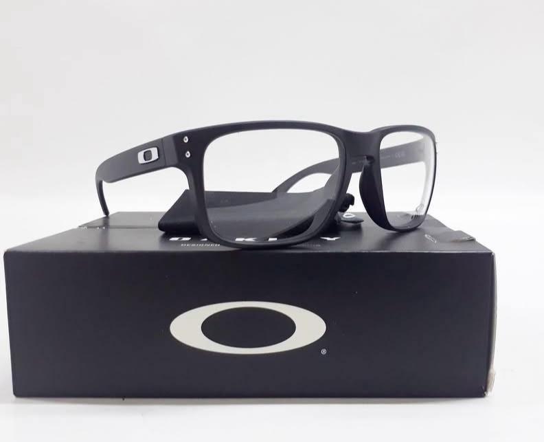 Linha Oakley