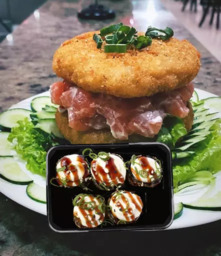 Compre Lanche de Salmão e ganhe 5 Hot Holls