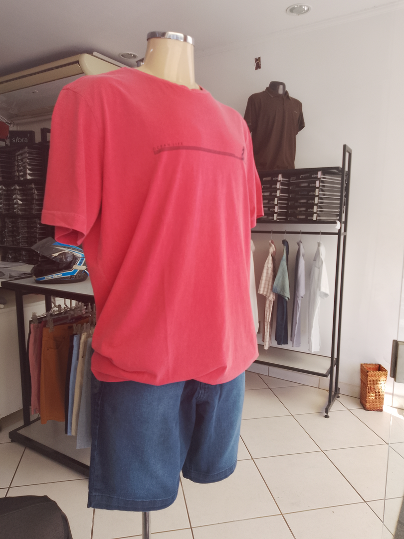 Camisetas e Bermudas